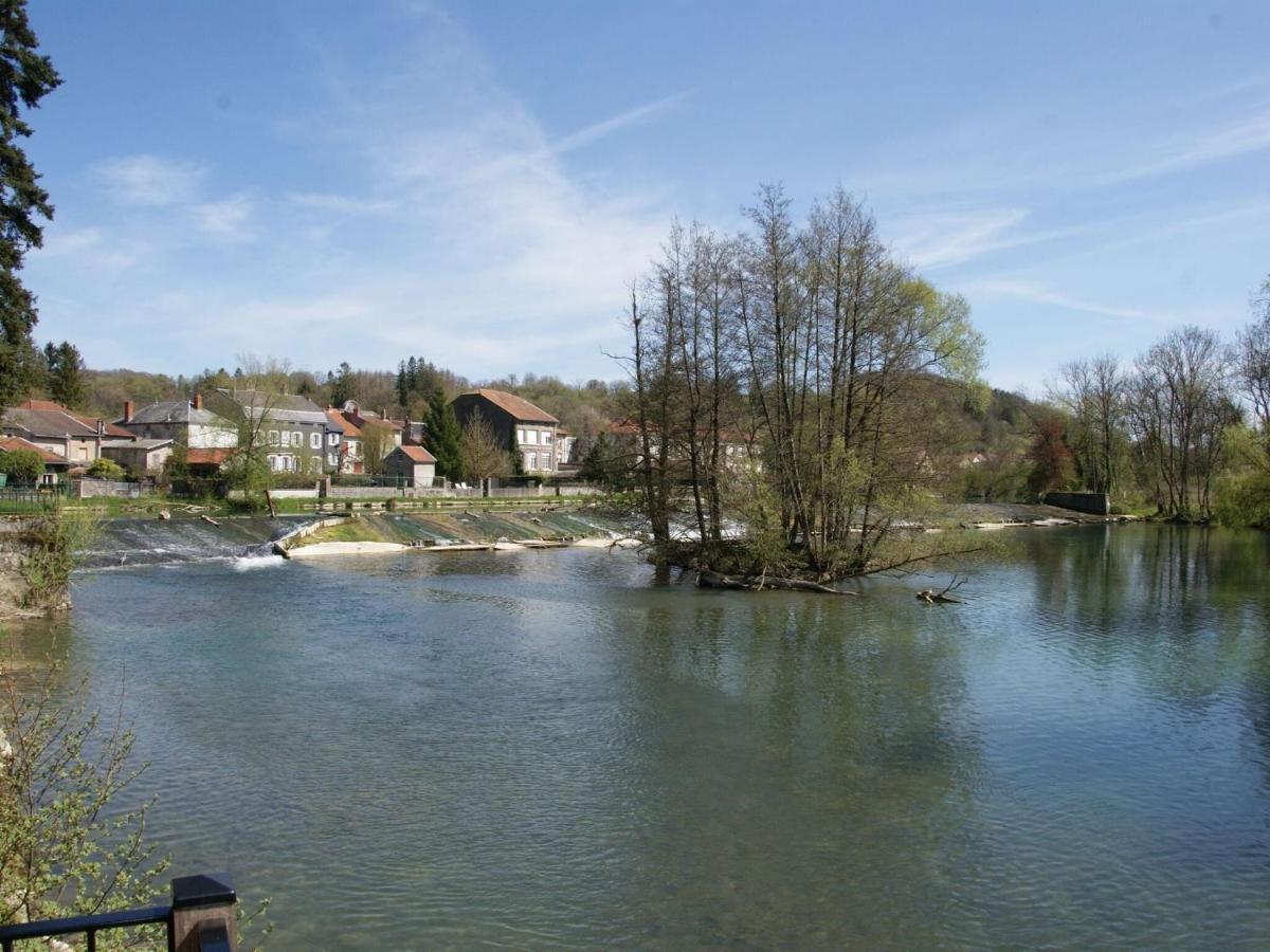 Lovely Holiday Home Near Joset Alain Dun-sur-Meuse Экстерьер фото